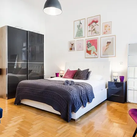 Historic Penthouse With Sauna & Jacuzzi @downtown * Budapešť