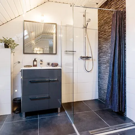 Historic Penthouse With Sauna & Jacuzzi @downtown Apartmán *